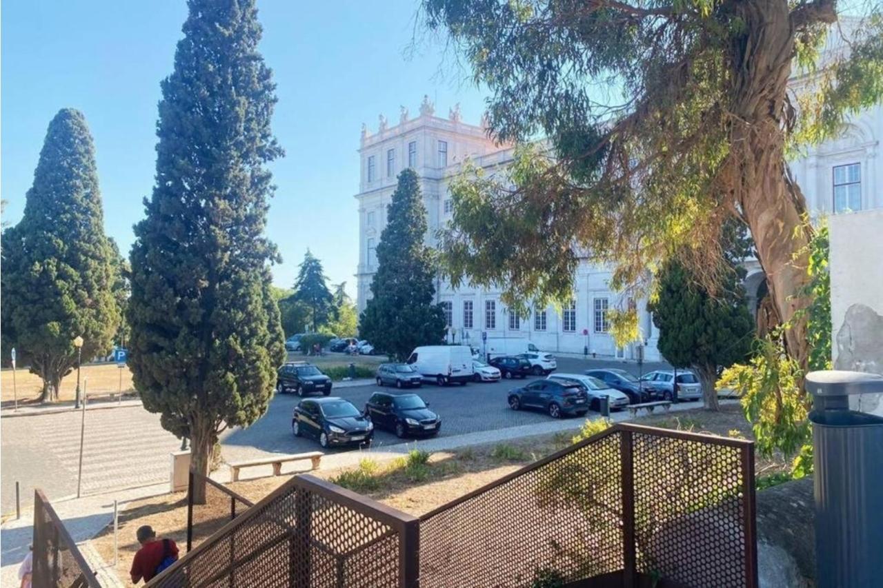 Almirante24 - Apartment With Garden - Ajuda Palace & Royal Treasure Museum Lisbon Luaran gambar